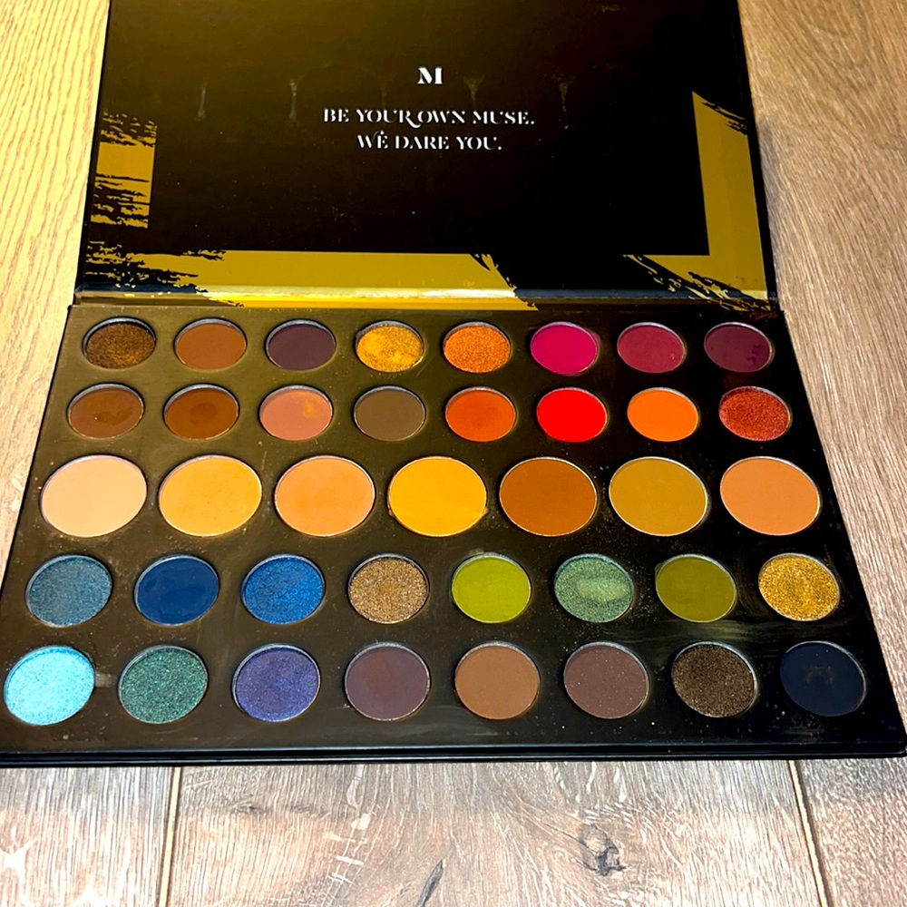 Morphe palette